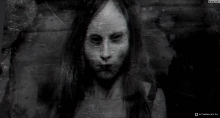 Кадр из фильма "Мама" (2013)