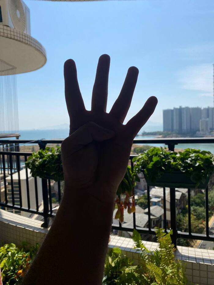 4
