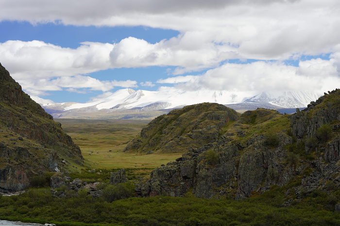 Главный символ Укока - гора Табын-Богдо-Ола.