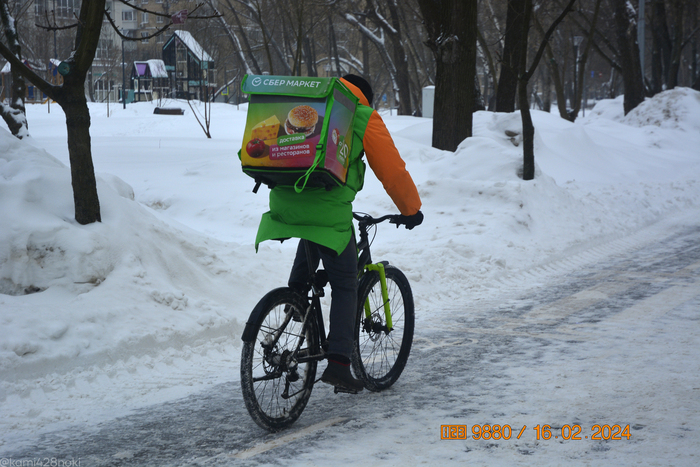 Курьерам не на электрических великов от меня, как работающего в этой сфере, максимальное сочувствие ;c