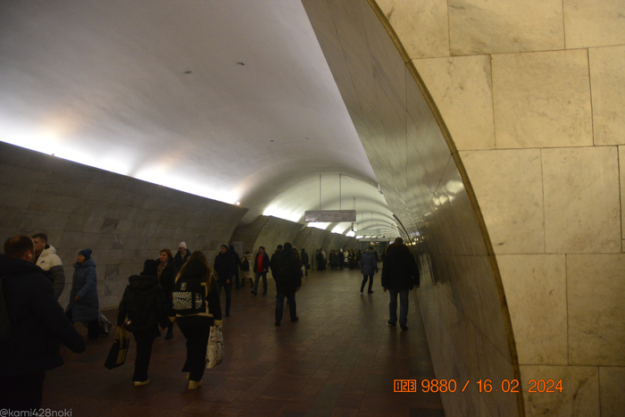 «Тверская» Замоскворецкой линии, и зеркалку прячу в рюкзак уже с концами.