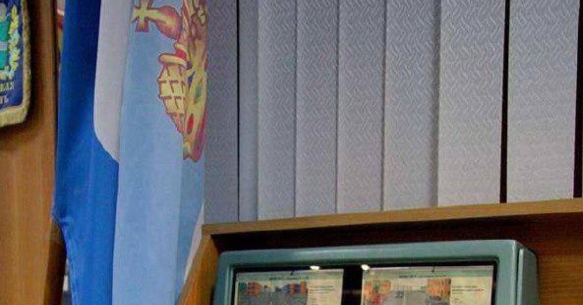 "Вятка-5" аппарат для сдачи экзаменов в ГАИ. Фото 1990-ых годов | Пикабу