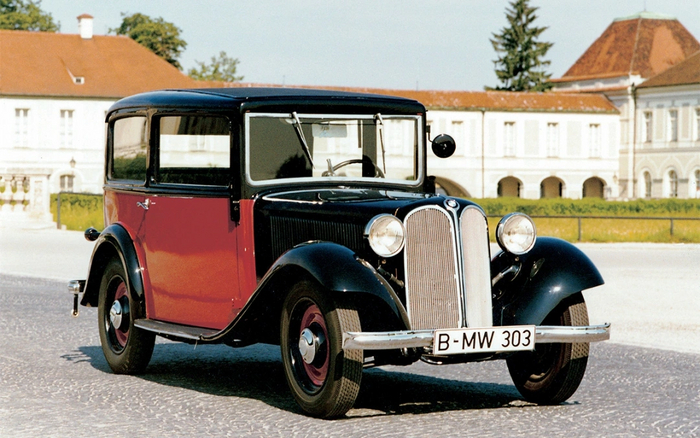 BMW 303. 1933 год (Фото: <!--noindex--><a href="https://pikabu.ru/story/samyie_uspeshnyie_nemetskie_avtobrendyi_istoriya_i_pervyie_modeli_11153948?u=http%3A%2F%2Fautowp.ru&t=autowp.ru&h=b298d2da90dcb221181051474ae168dbd91639dc" title="http://autowp.ru" target="_blank" rel="nofollow noopener">autowp.ru</a><!--/noindex-->)