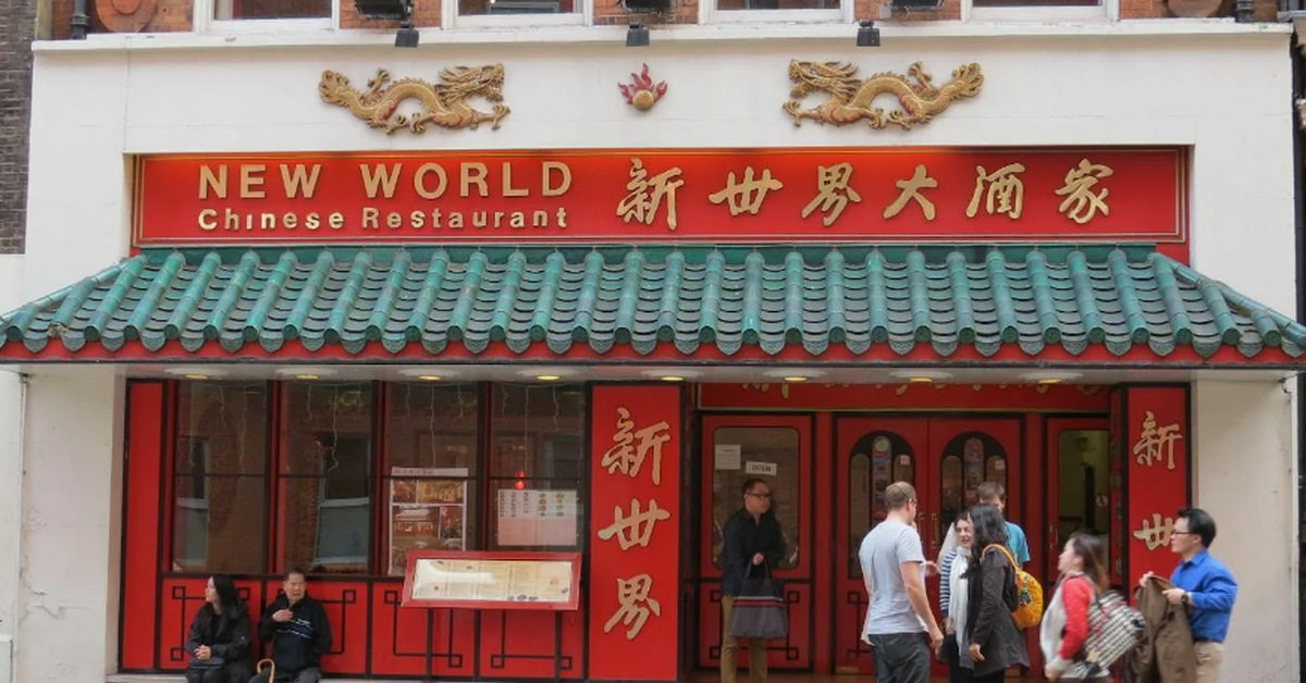 Японская лавка в токио. Китайский магазин. Магазин mini so. Вкусняшки магазинные. Японские китайские магазины.