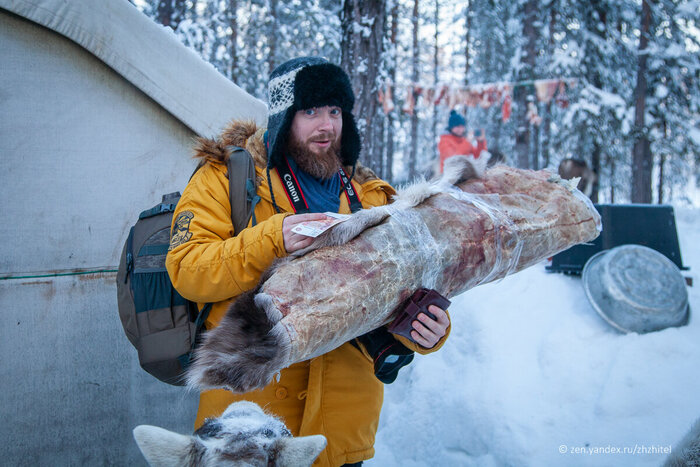 Шкура — штука хорошая, но потом нужно дополнительно выделать, чтобы избавиться от запаха