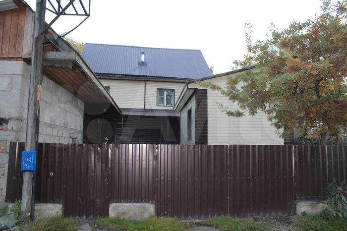 Для сравнения. На второй фотке вроде немного получше.