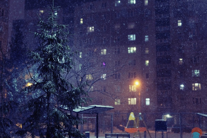 Двор на ул.Меридианная