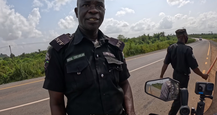 " -  ? -  . !" -        . " !" -      .