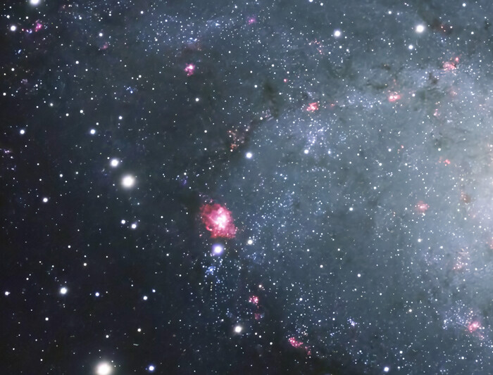    M33  NGC 598 ().   <a href="https://pikabu.ru/story/triangulum_galaxy__galaktika_treugolnika_11151426?u=https%3A%2F%2Fwww.facebook.com%2Fphoto%2F%3Ffbid%3D370048205978500%26set%3Da.182124578104198&t=Tristan%20Petroskey&h=09537e67a0931effe79b55019033f807a2e03d1b" title="https://www.facebook.com/photo/?fbid=370048205978500&set=a.182124578104198" target="_blank" rel="nofollow noopener">Tristan Petroskey</a>