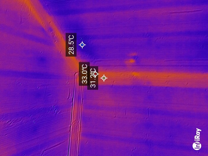 Жёлто-красное - следы утечки тёплого воздуха