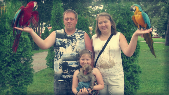 Виолетта с родителями