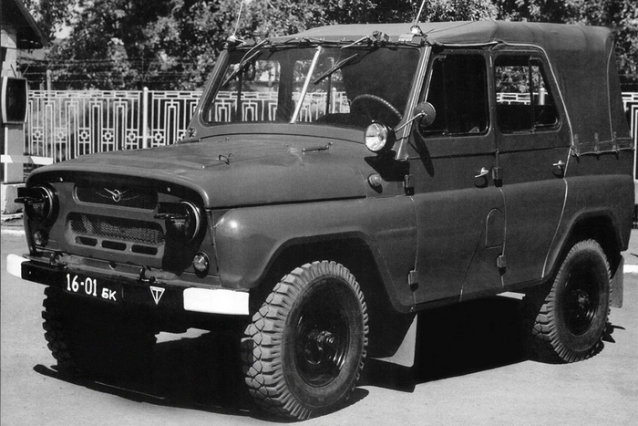    469       -    ,       , ,  .