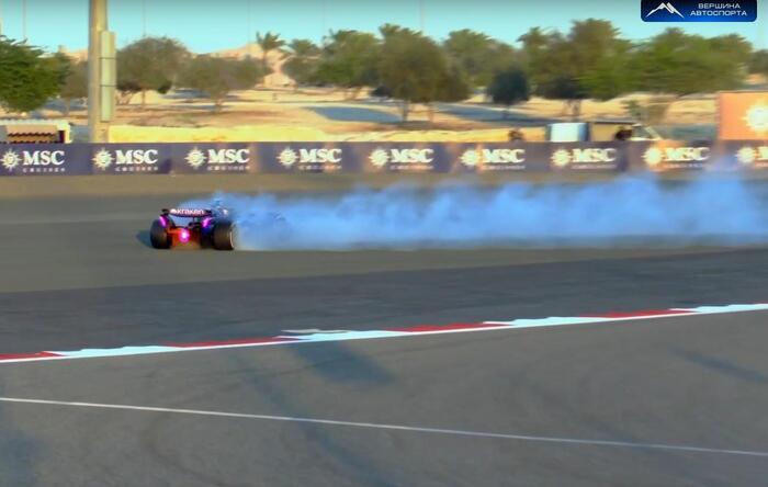 Вылет Логана Сарджента в вечерней сессии первого дня