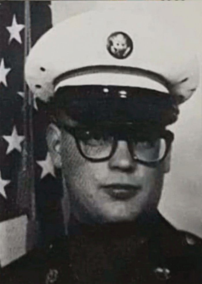 Теперь ты в Армии...