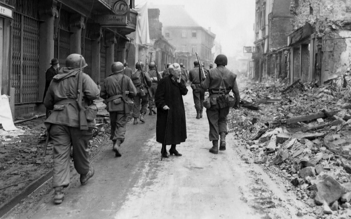  45-            .       ,     