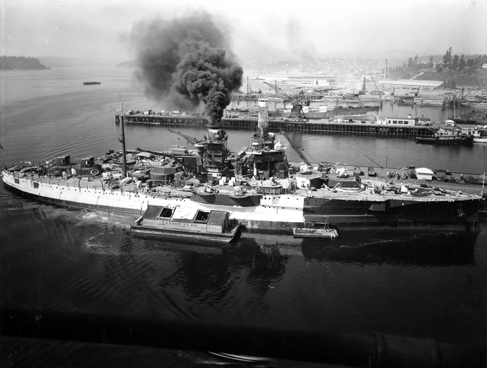 ������ USS Utah ��������� �� ������. 18 ������� 1941 ����