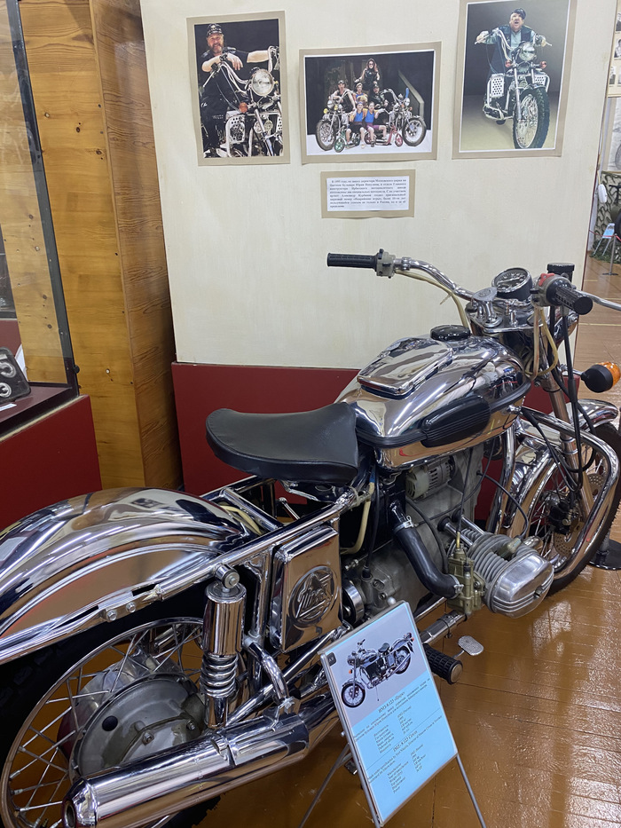   8.123 .       ,     1995                