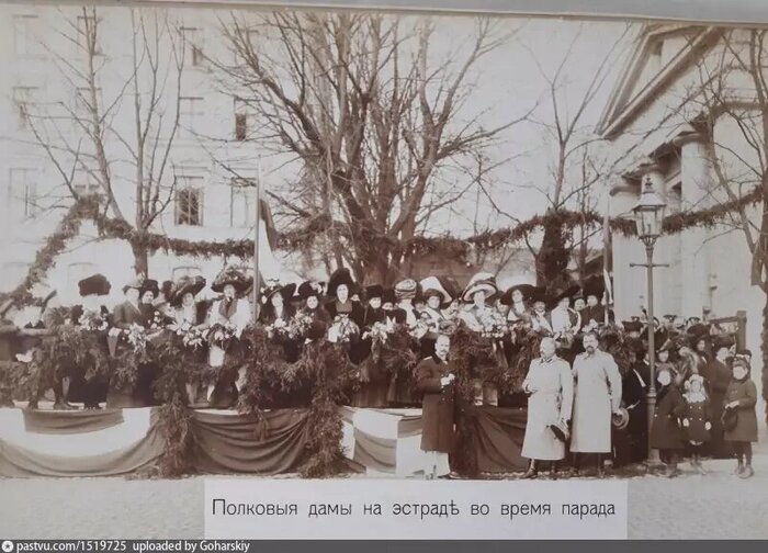 Полковые дамы на праздновании 100-летнего юбилея 1-го Финляндского стрелкового полка 1911 , Финляндия, Варсинайс-Суоми, Турку