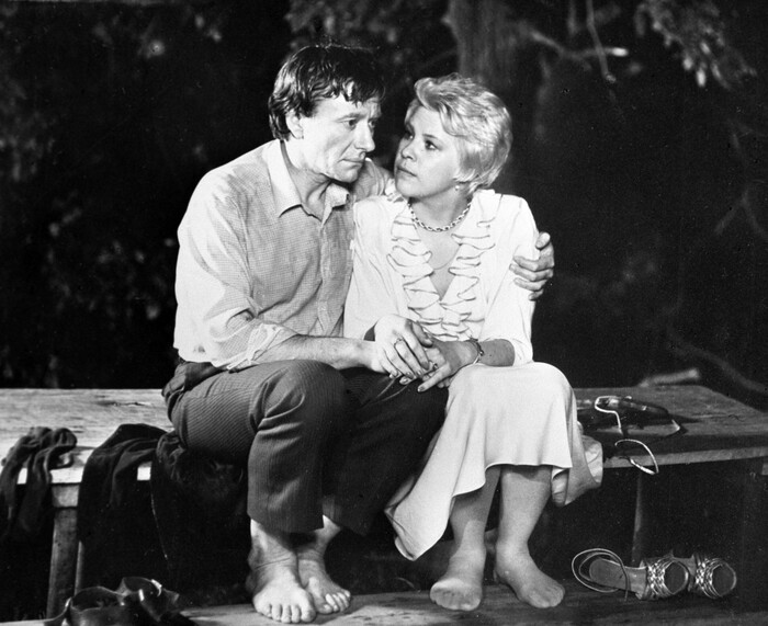 С Татьяной Догилевой, "Блондинка за углом", 1984