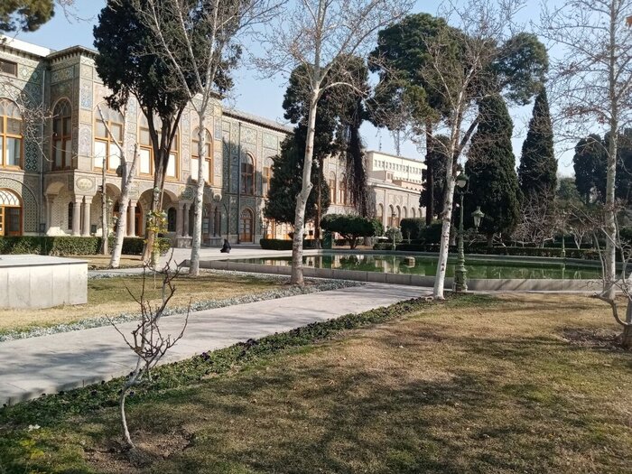 На территории дворца Голестан в Тегеране