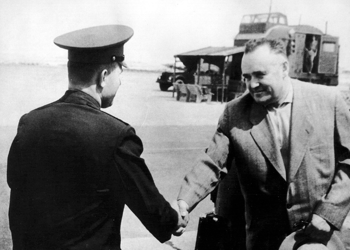 С Сергеем Королевым на Тюратаме (будущем космодроме Байконур)