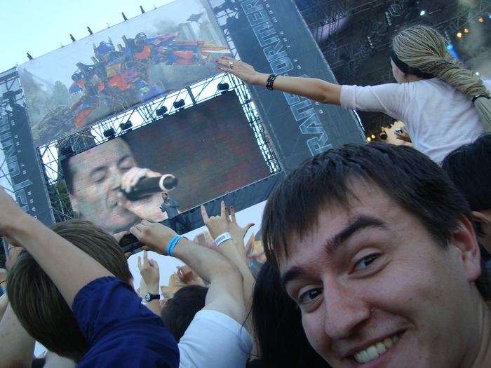 Толик, Майк и Честер на одной фотографии