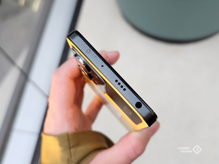     -, ,    3.5   .     .        ,     .  ,     ,  