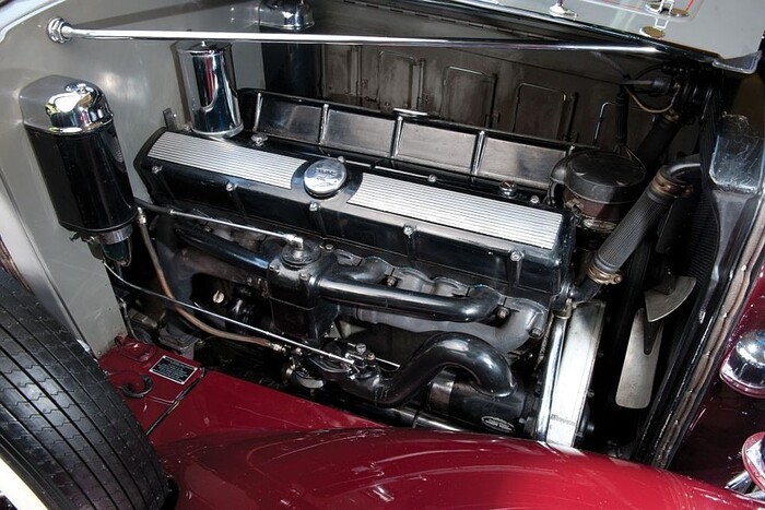 За океаном: Cadillac также примерил V16