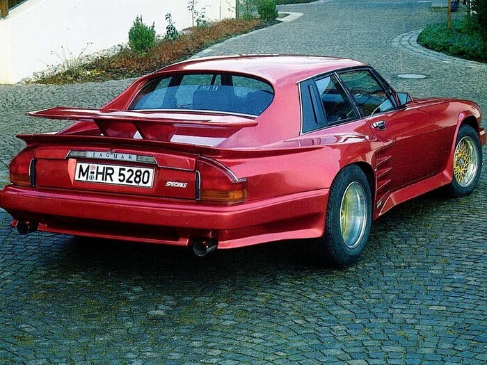 Если с Ferrari всё было на грани, то с Ягуаром – уже за гранью…