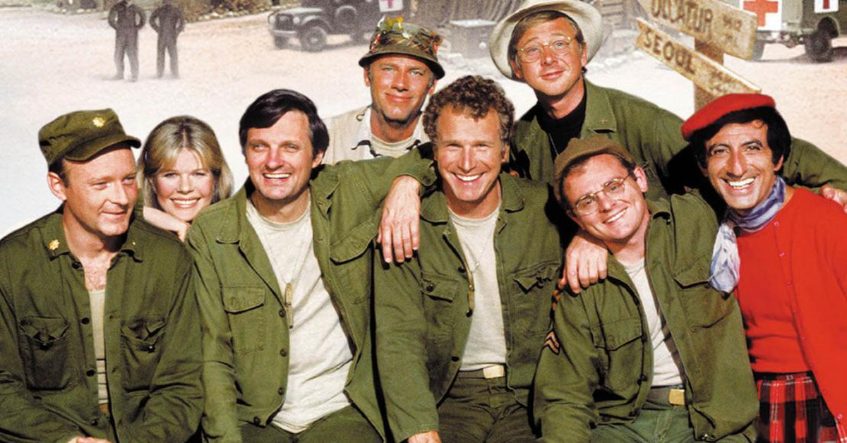 Чертова служба в госпитале мэш. Гари старджис мэш. Mash 4077. Чертов госпиталь мэш. Чертов госпиталь мэш.