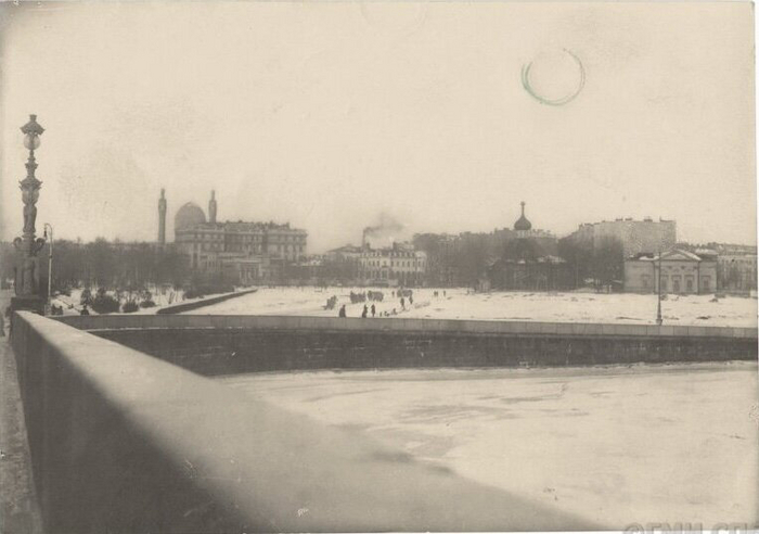  ,   ,          . 1920-.