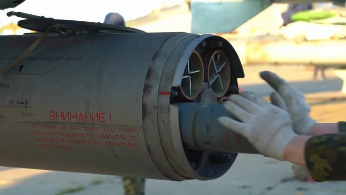 Неуправляемые ракеты С-13 "Тулумбас" | Пикабу