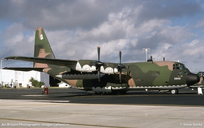 С-130 "Геркулес" до катастрофы