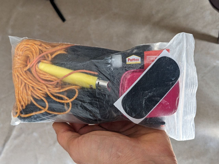 Весь ремкомплект помещается в такой вот пакетик