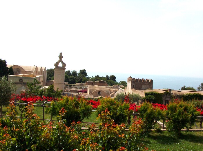 Небо, море, цветы