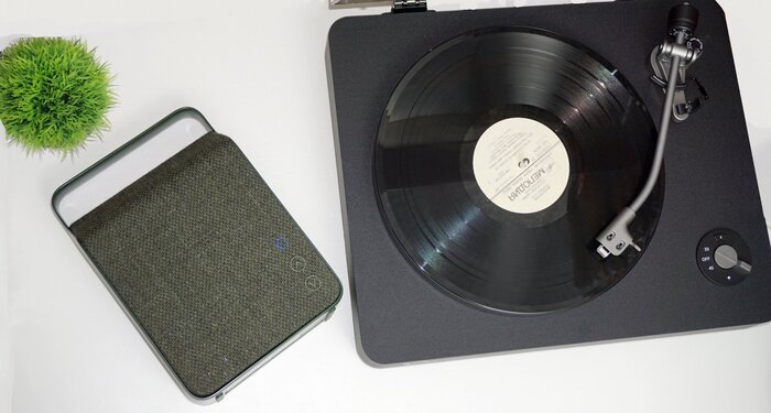 Беспроводная колонка с Bluetooth подключением к проигрывателю Reproductor