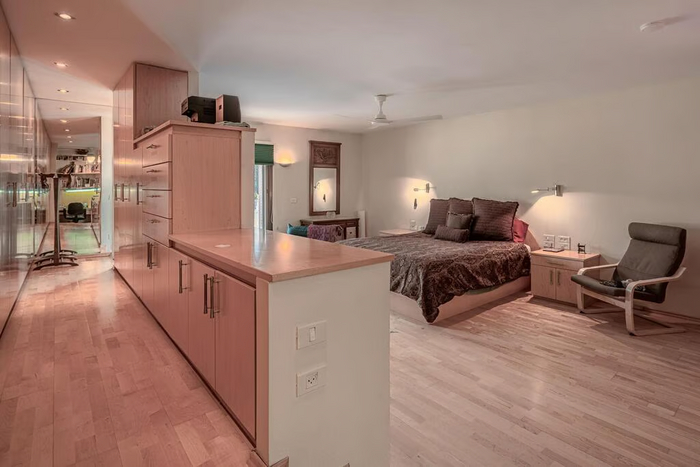 Родительская спальня (Фото: Гилад Порат, Israel Sotheby's Realty)