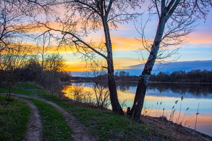 На повороте...