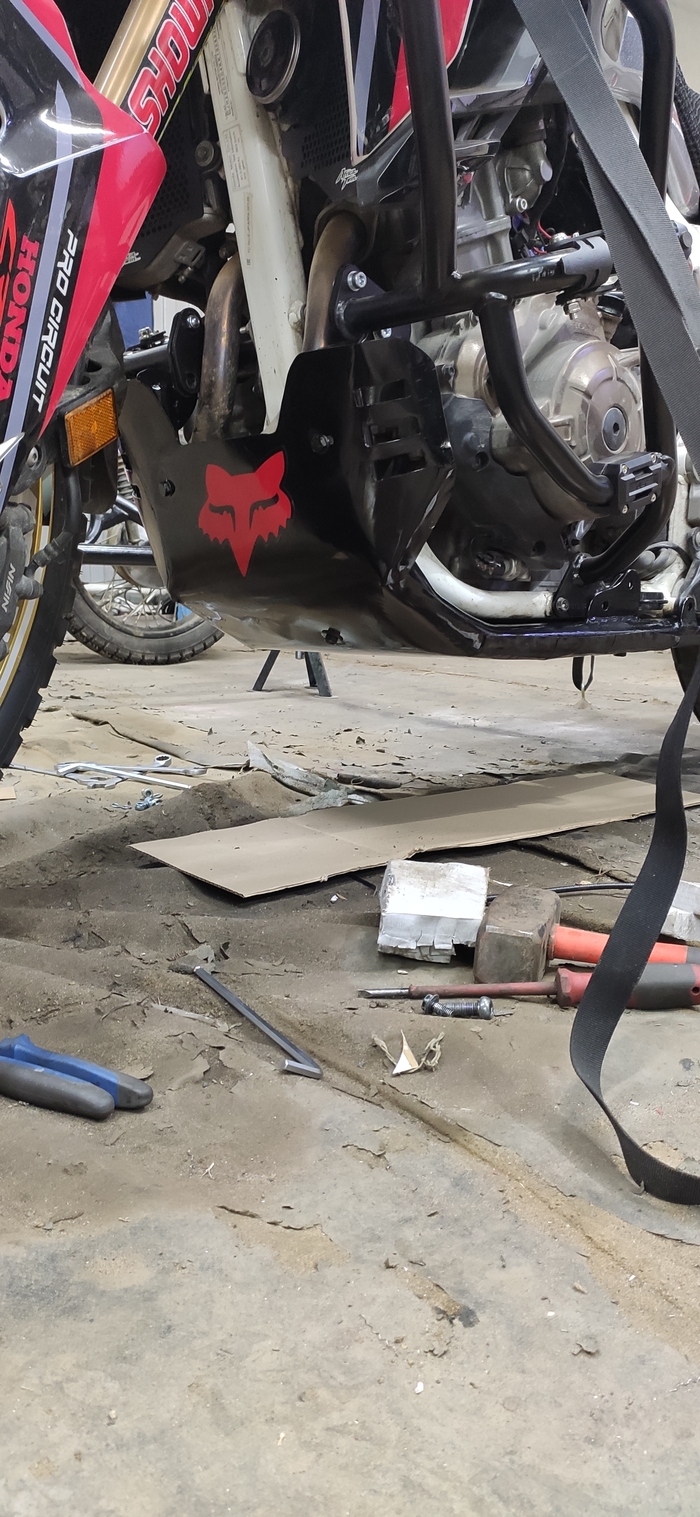 Honda Africa Twin CRF1000L Advenutre Sports Samurai Edition