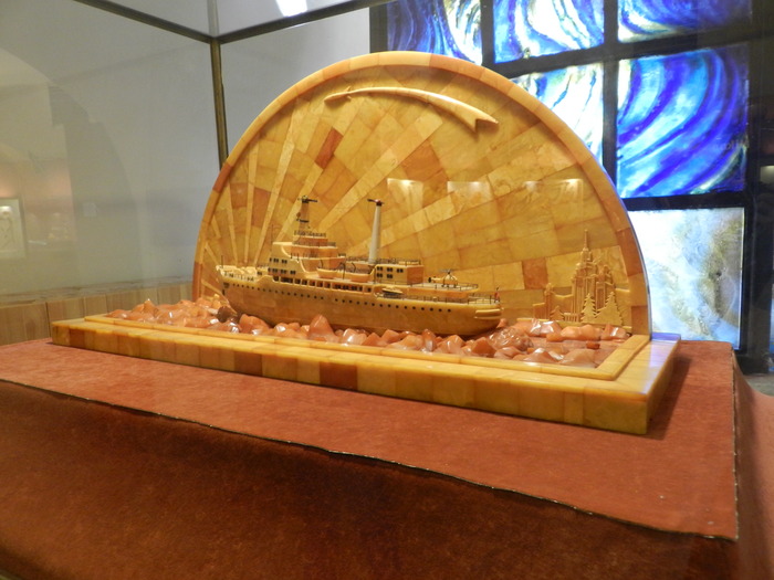 Модель атомного ледокола Ленин. 1960 год