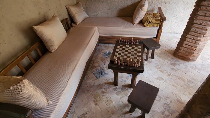 "����������" � ������� �����