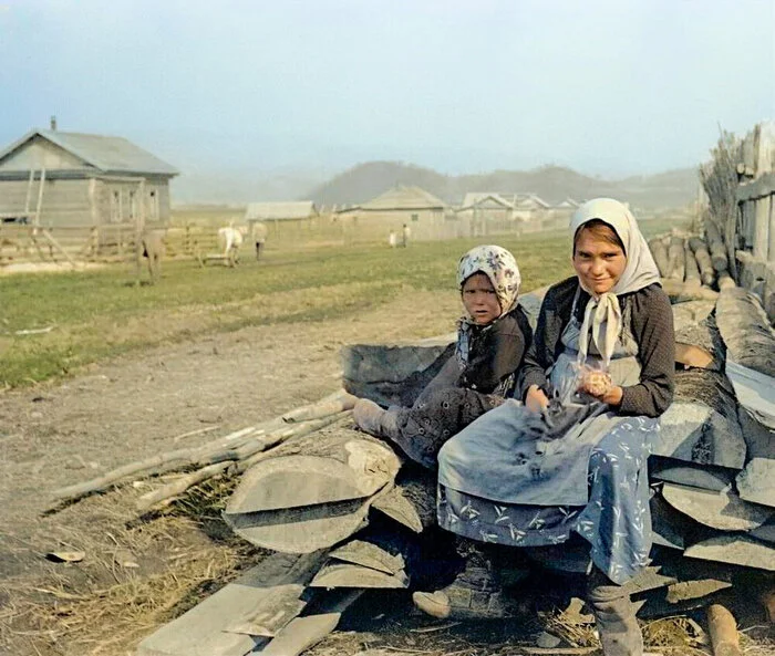 Нелегкая жизнь и судьба Русского села Романовка в Маньчжурской империи. 20 раскрашенных фотографий конца 1930-х годов Старое фото, Колоризация, Историческое фото, Фотография, Маньчжурия, СССР, 1930-е, Репрессии, Староверы, Село, Длиннопост