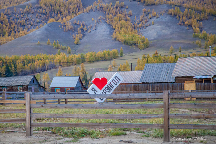 Как живет бурятское село Хужир, за которым ничего нет, только горы Деревня, Путешествие по России, Путешествия, Бурятия, Горы, Село, Фотография, Длиннопост, Пейзаж