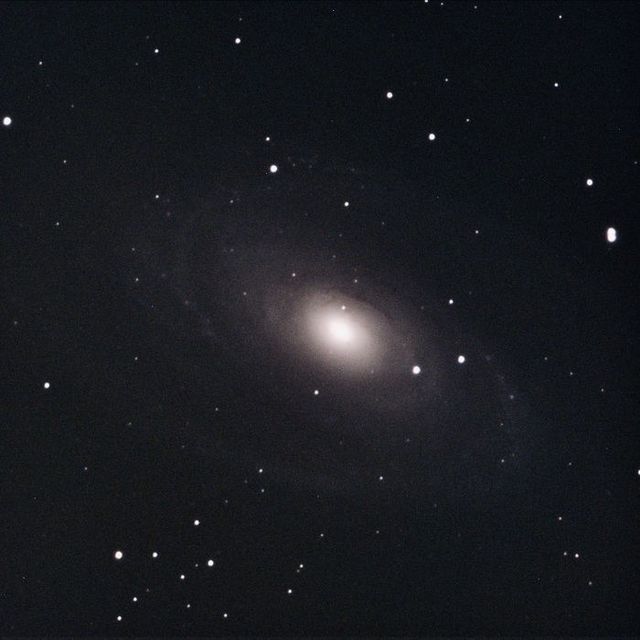   NGC 3031    , ,  , , , 