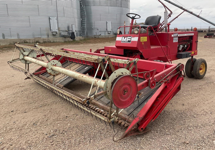    Massey Ferguson 655     MacDon Hydro Mac   Massey Ferguson.