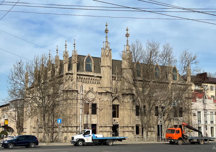 ���� � ������������� �����������!