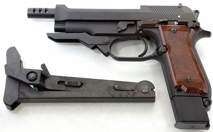 Автоматический пистолет Beretta 93R -Италия