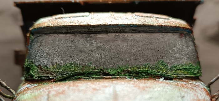 Ещё ближе) Следы от улиток размером с тапок)