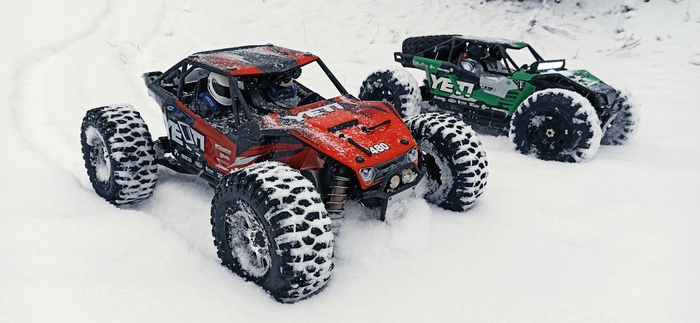 1/8 Yeti XL Axial Adventure Rock Racer Winter trucks & models  , , , , , 