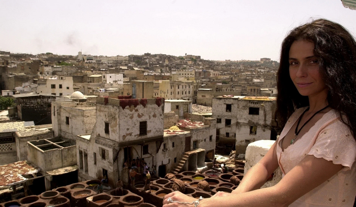 Жади сдерживает боль